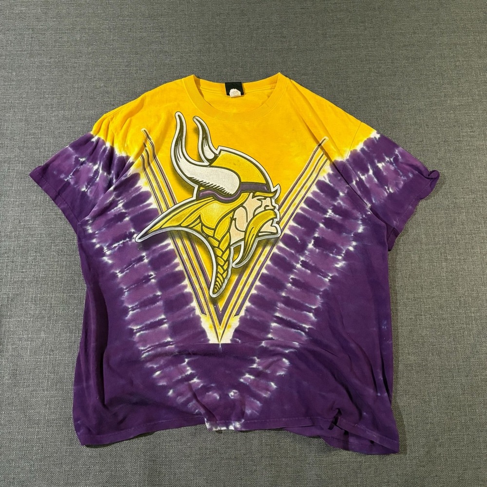 Liquid blue style nfl vikings 2000s tshirt